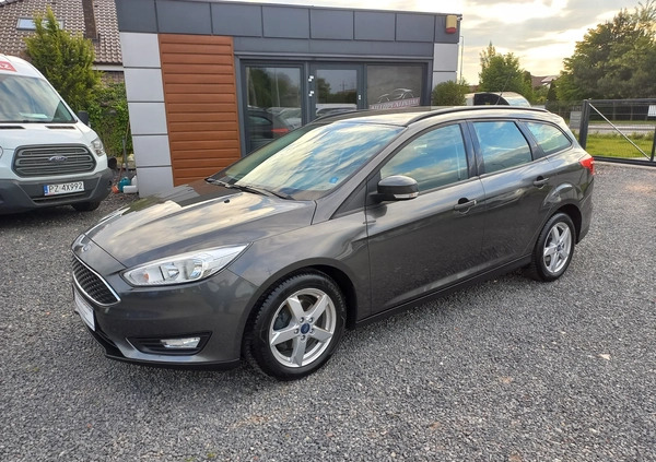 Ford Focus cena 29900 przebieg: 135000, rok produkcji 2015 z Swarzędz małe 379